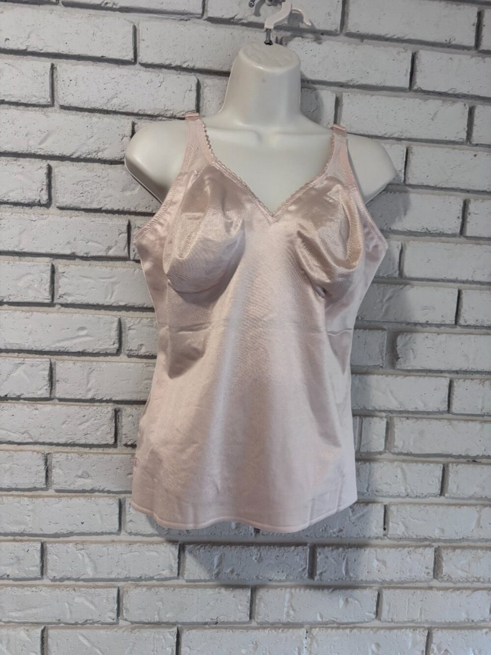 Share RUBY RIBBON Cami Camisole Size 44 Style #3012 Slimming Full Support - Picture 3 of 9
